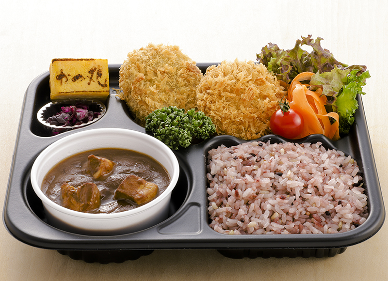 ヒレ＆コロッケカレー